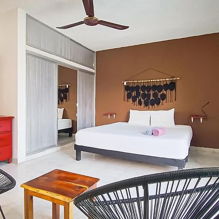 Spanglish Hostel Valladolid  Extérieur photo