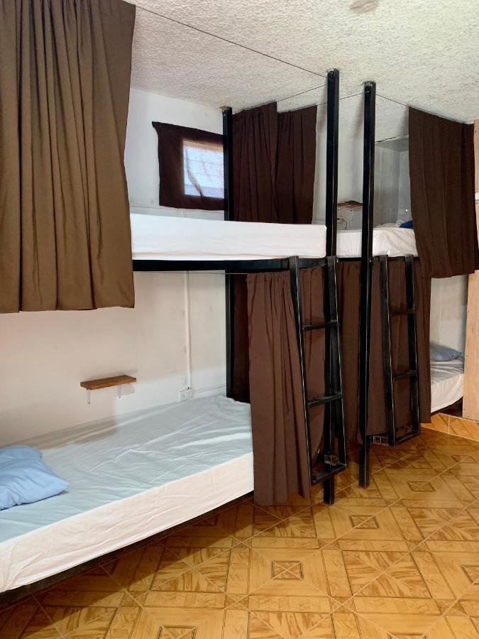 Spanglish Hostel Valladolid  Extérieur photo