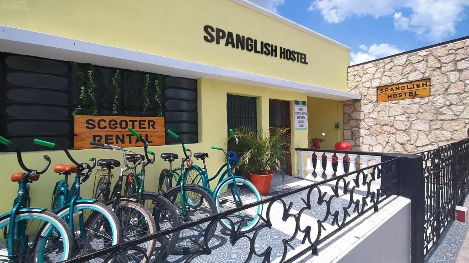 Spanglish Hostel Valladolid  Extérieur photo